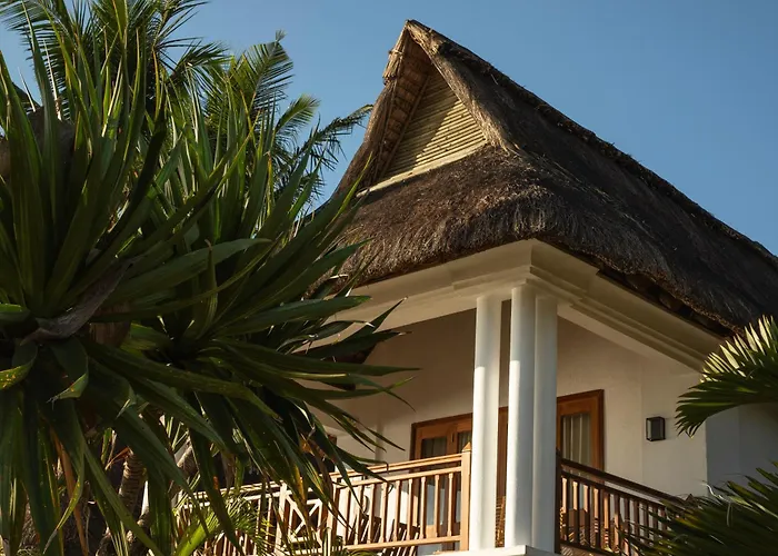 Constance Sakoa Boutik Hotel Trou aux Biches