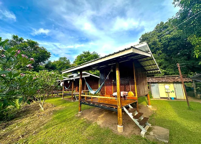 Twin Hut Hotel Pai