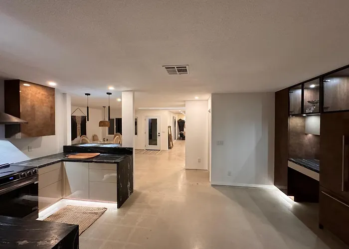 The Castle House Estate Hotel Joshua Tree