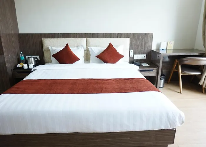 The Aanandam Hotel Resort Itarsi