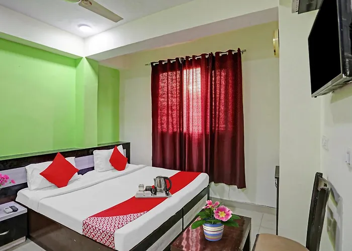 Hotel O Shyam Residency Near Lotus Temple New Delhi