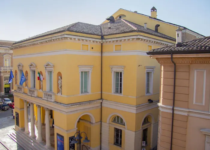 La Maison Du Theatre Ravenna