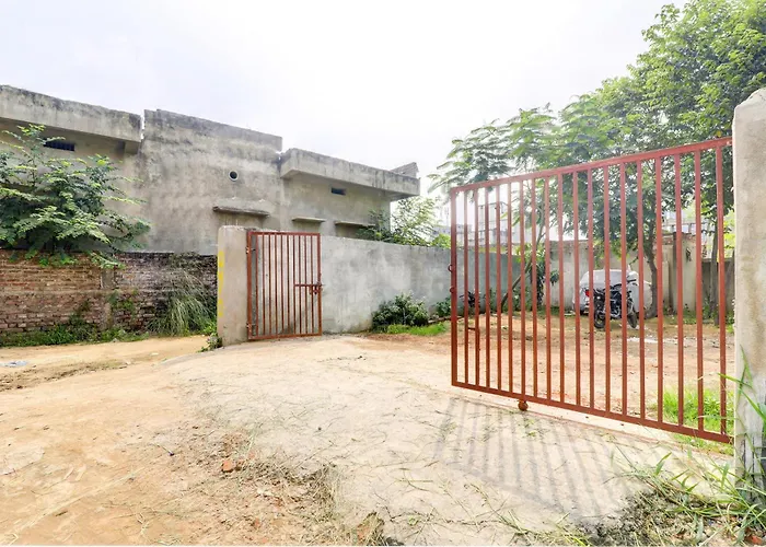 Hotel O Holiday In Patna 