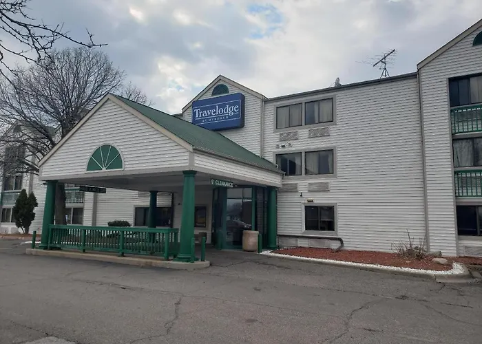 Travelodge By Wyndham Brooklyn Center