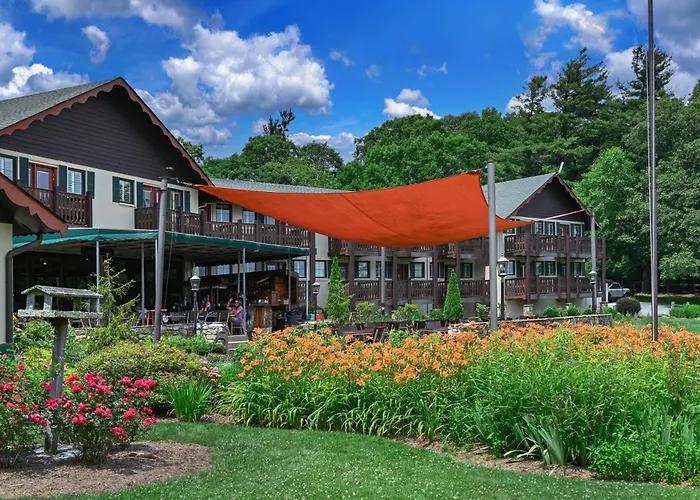 Switzerland Inn Spruce Pine