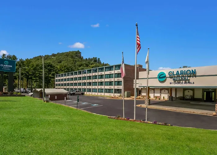 Clarion Hotel Conference Center Maggie Valley