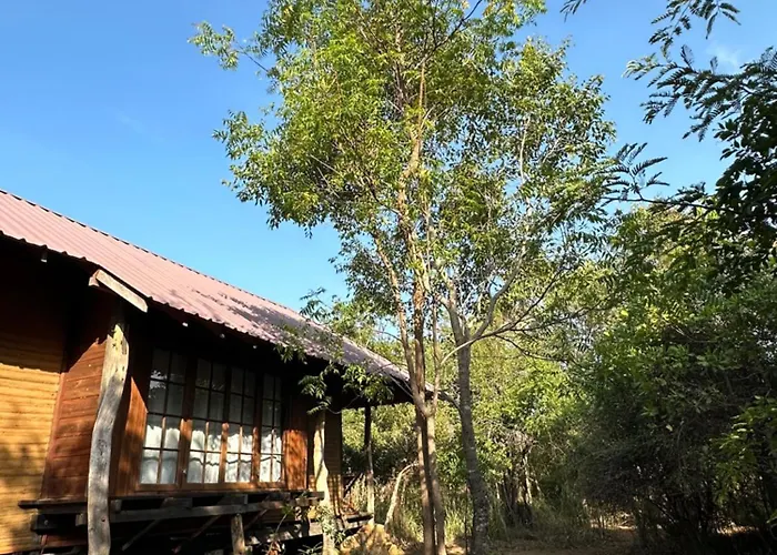 Athreya Ayurveda Ashram Hotel Habarana