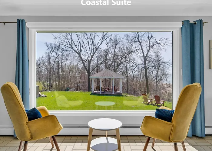 Coastal Suite #1 Cozy Suite #2 - Seacliff Beach Suites Leamington
