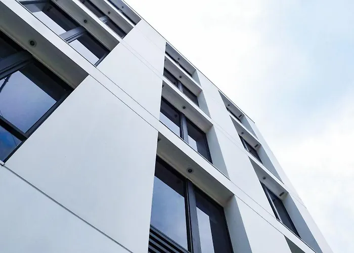 Cayco House By Hotel Durban Makati City