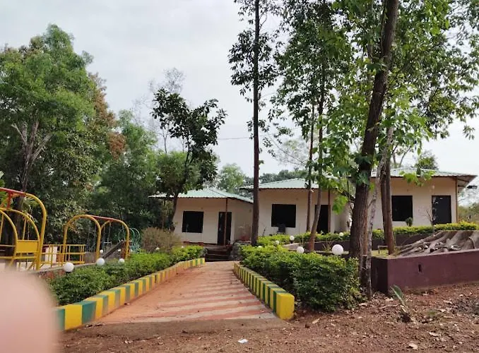 White Elephant Restaurant & Cottages Gokarna