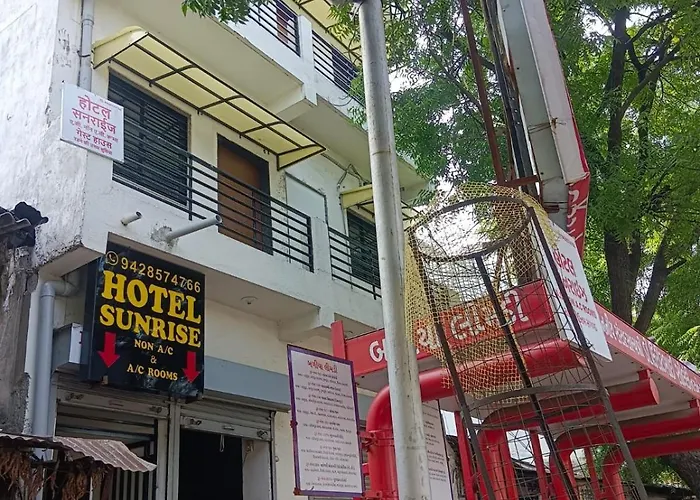 Hotel Sunrise Rooms Ahmedabad