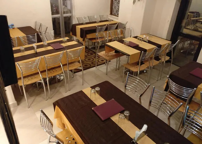 Hotel Utkarsh Pachmarhi