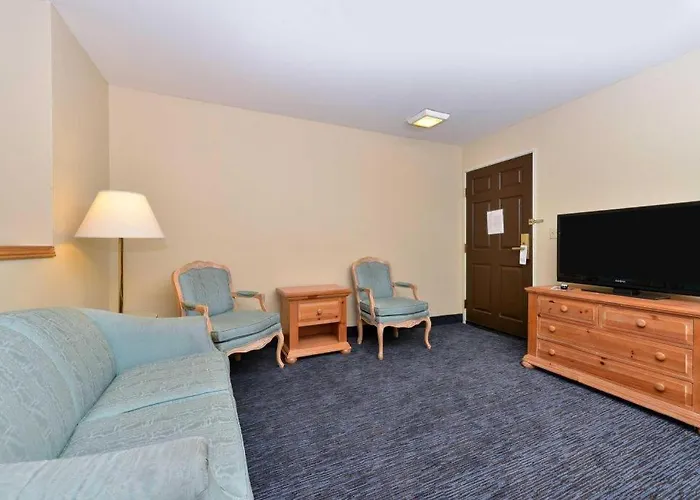 Quality Inn & Suites Shawano