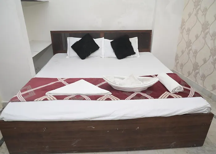 Rk Hotel Rooms Raipur 