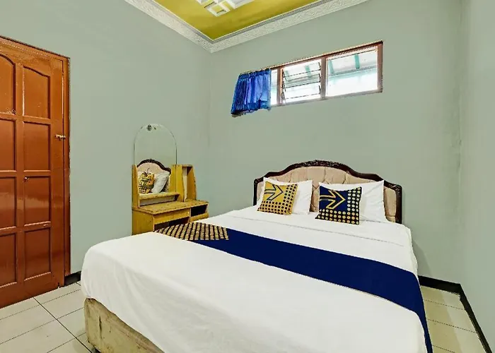 Spot On 91715 Hotel Citra Dewi 1 Semarang