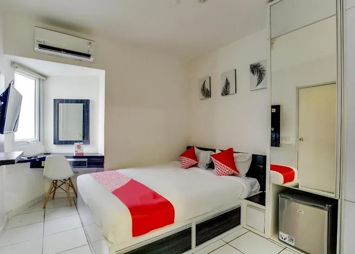 Oyo 3247 Afira Rooms Aeropolis Tangerang