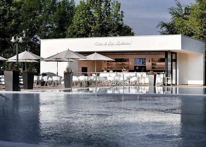 Quellenhotel Heiltherme Bad Waltersdorf - 2-Thermenresort