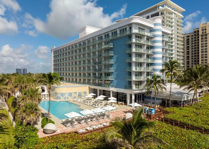 The Singer Oceanfront Resort, Curio Collection By Hilton Riviera Beach