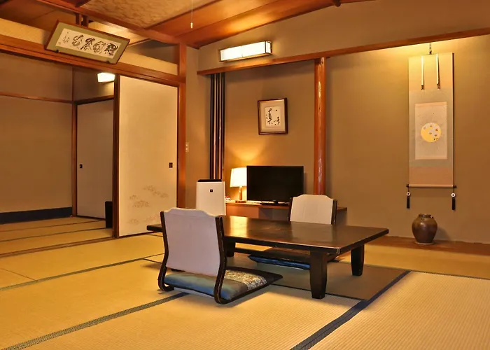Tsutaya Ryokan Toyooka 