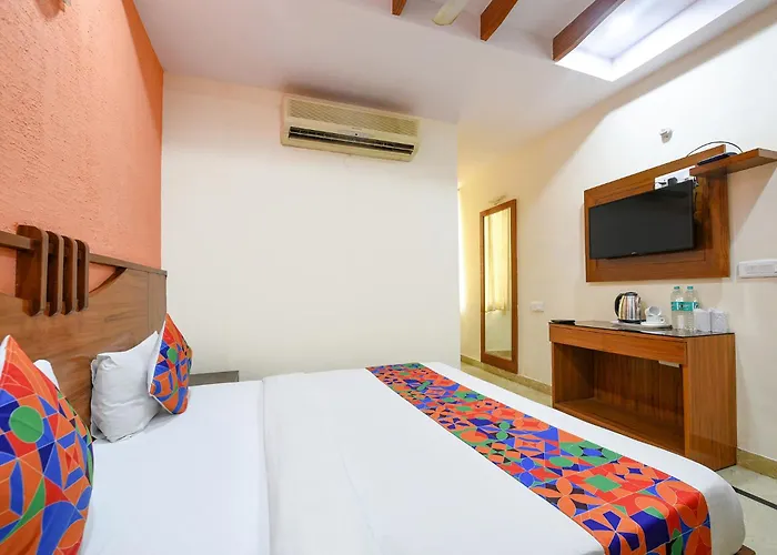 Fabhotel Jaggi Palace Karol Bagh Delhi 