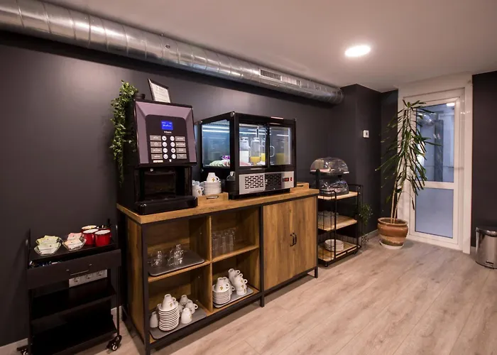 U-Hotel Dario Lugo