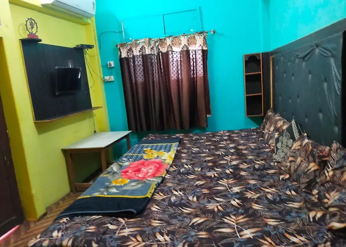 Maa Vaishno Guest House Varanasi