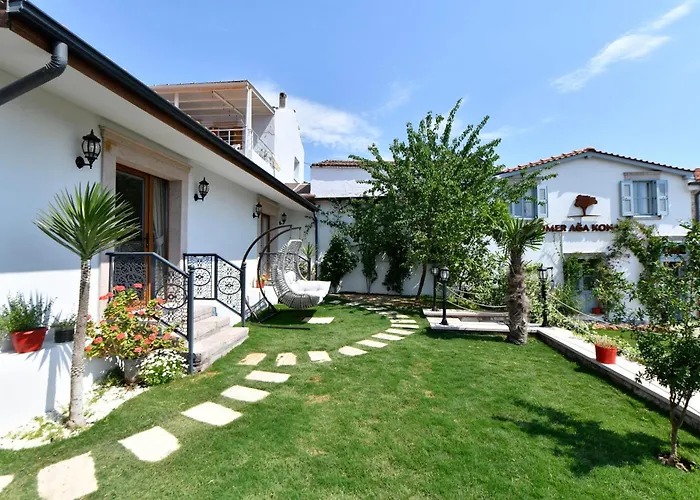 Cunda Ömer Ağa Konağı