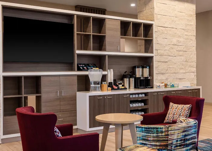 Home2 Suites By Hilton Marina