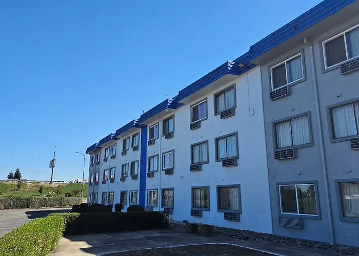 Metroparc 'Nsuites Stockton