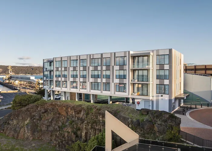 One North Terrace Hotel Burnie