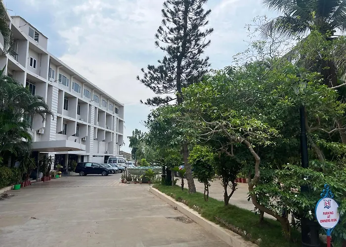 Varada Nagavali Hotel Srikakulam