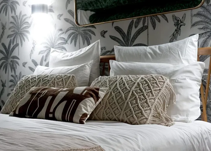 Ubud Suite And Spa Tourcoing
