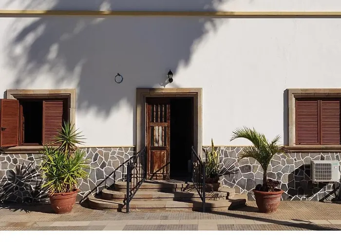 Hotel Zen Den Coliving - For Digital Nomads Only Arona 