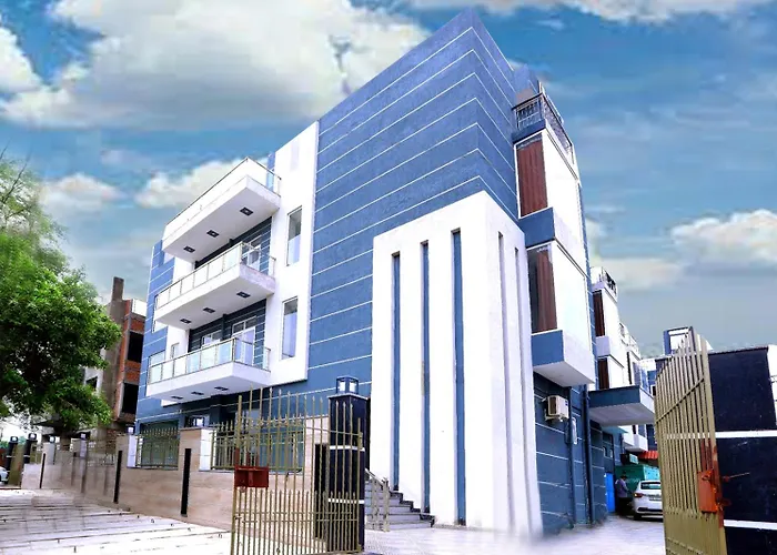 Hotel Nirvana Inn And Banquet-Near Expo Mart Greater Noida