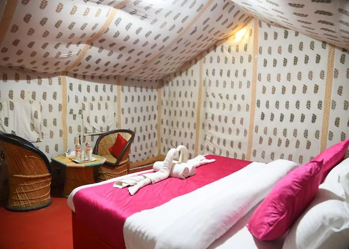 Royal Peepli Desert Camp Jaisalmer Sam