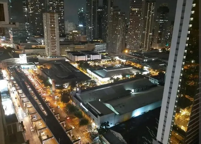 Urban Deca Tower Edsa Condominium - Starinn Mandaluyong