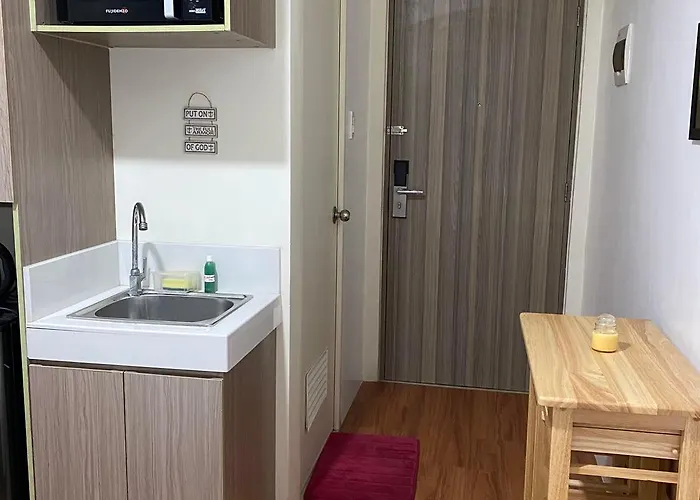 Urban Deca Tower Edsa Condominium - Starinn Mandaluyong