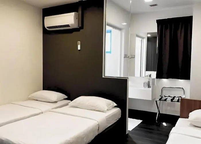 L Hotel @ 51 Desker Singapore