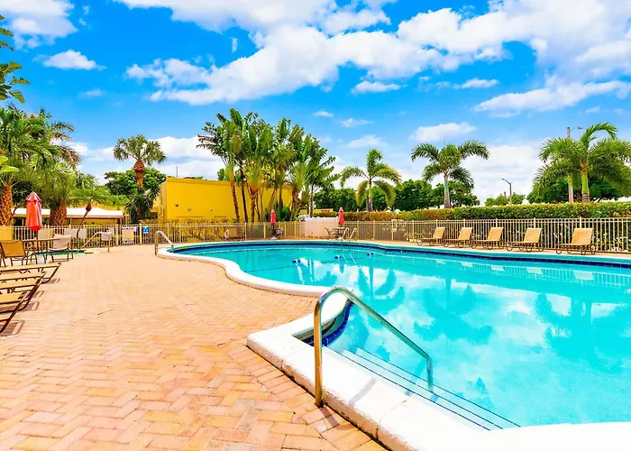 Oasis Boca Raton Hotel