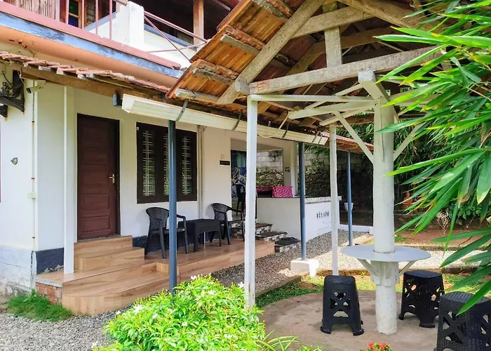 Sherly Cottages Varkala