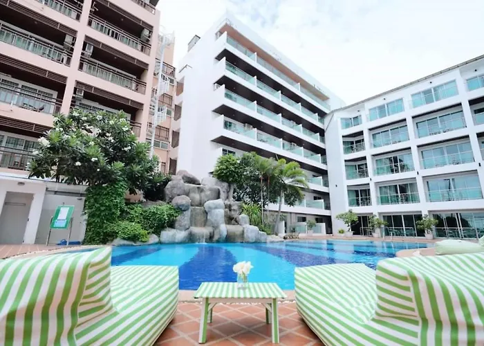 Dragon Beach Resort , Jomtien Beach Pattaya