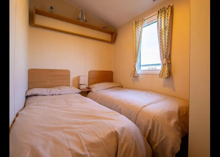 Nd30 - Marlie Farm Holiday Park, New Romney