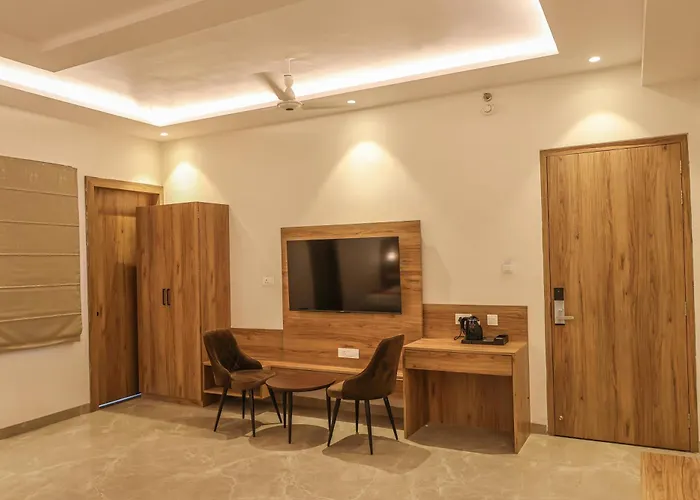 Hotel Ss Grand Kanpur