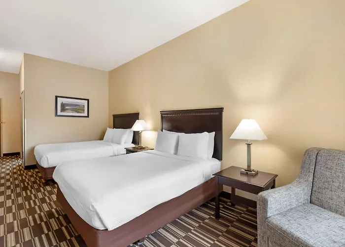 Best Western Plus Victor Inn & Suites