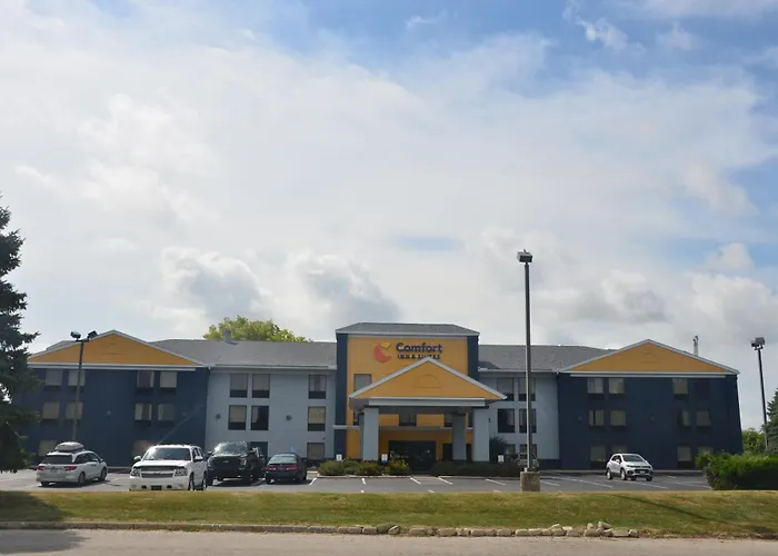 Comfort Inn & Suites Maumee - Toledo I80-90