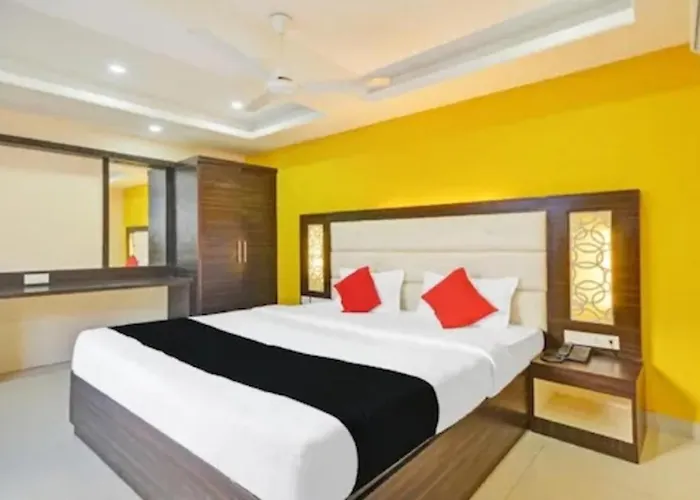 Pph Living Tricolours Hotel Gandhipuram Coimbatore