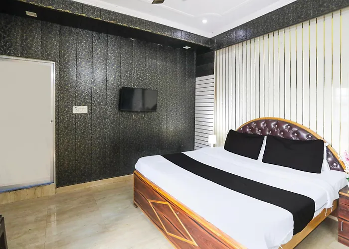 Hotel O Bbc Hotel & Banquet Lucknow