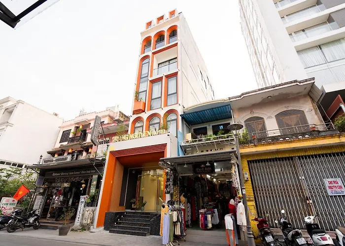 Trạng Nguyên Huế Hotel