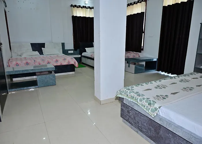 Hotel Radha Palace & Restaurant Khatu