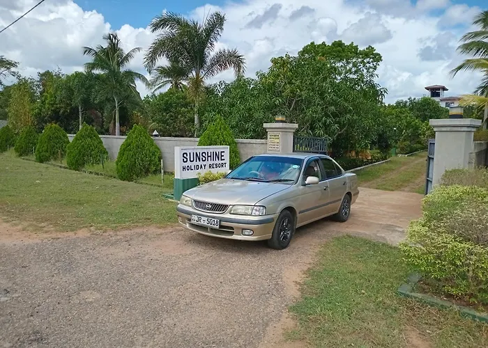 Sunshine Holiday Resort -Sella Kataragama